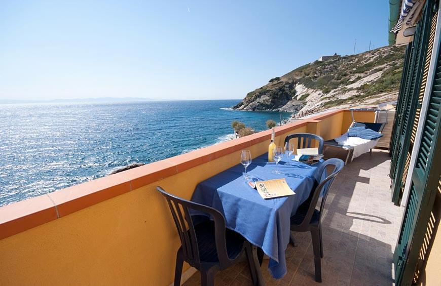 - Mare Aparthotel *