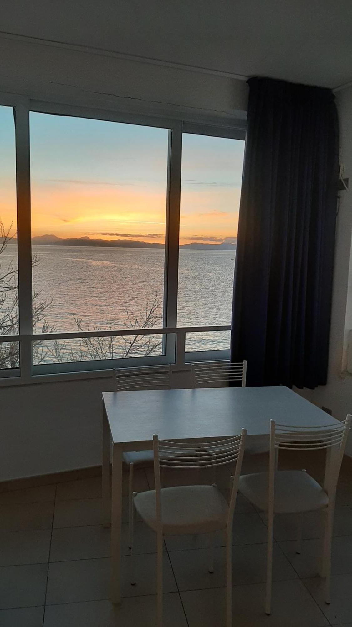 - Mare Aparthotel *